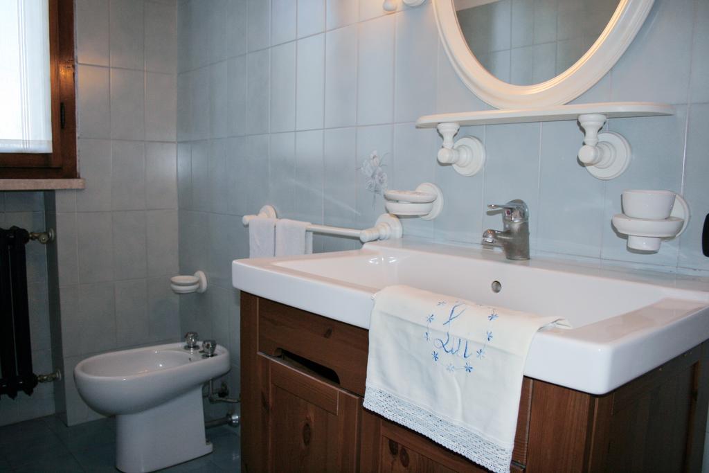 Agriturismo Corte Ponte Dei Tedeschi Guest House Ostiglia Стая снимка